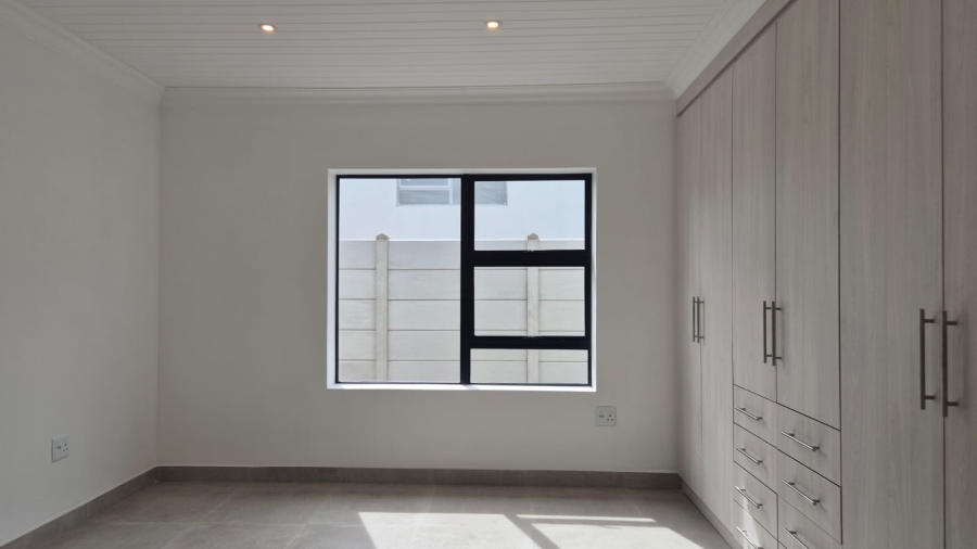 3 Bedroom Property for Sale in Stilbaai Wes Western Cape